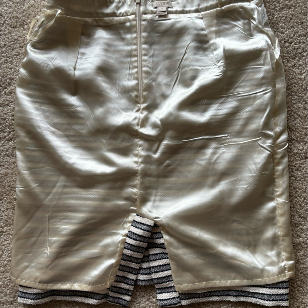 J. Crew A-Line Skirt 8 - Picture 6 of 10